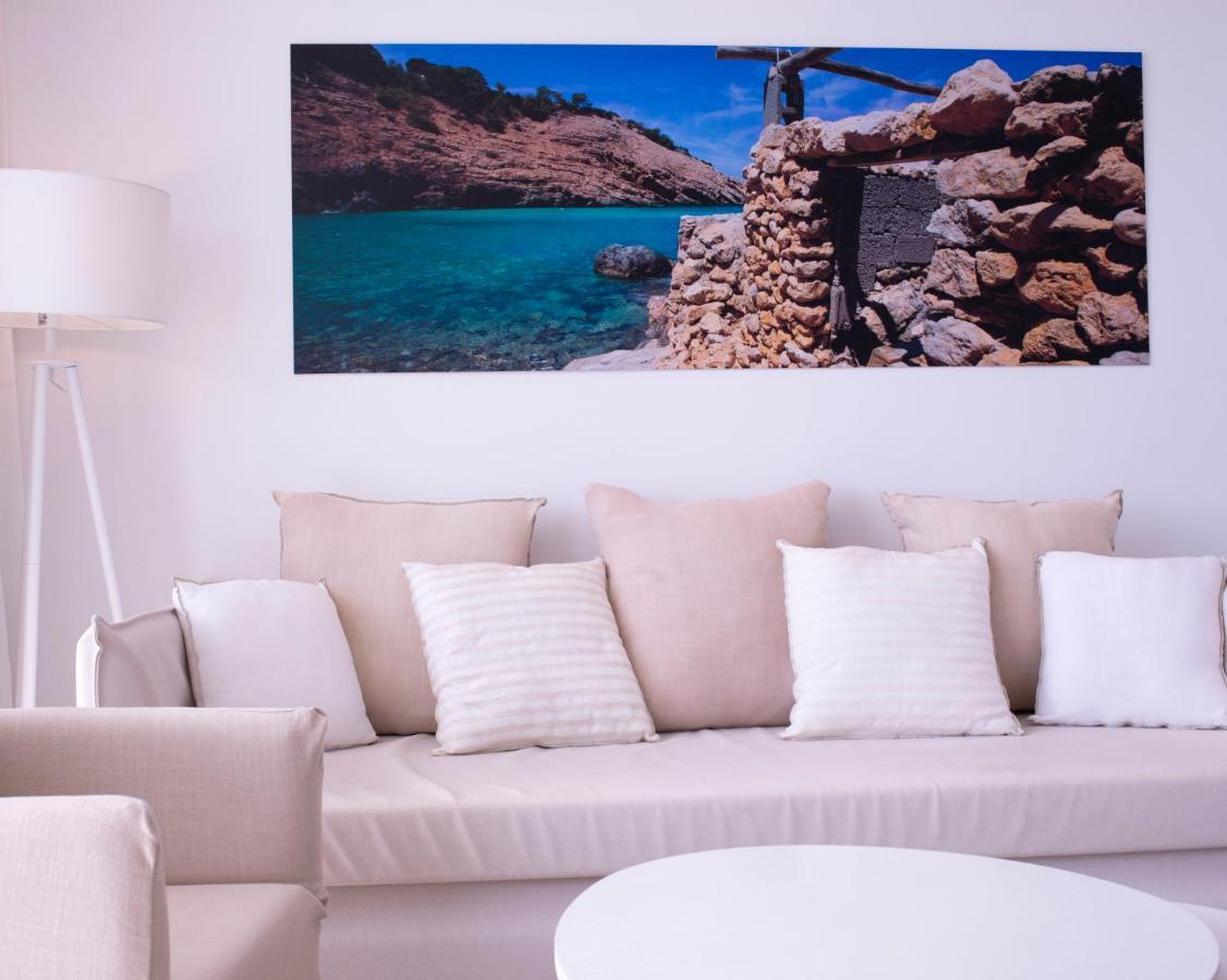Apartamentos Llobet Ibiza Eksteriør bilde