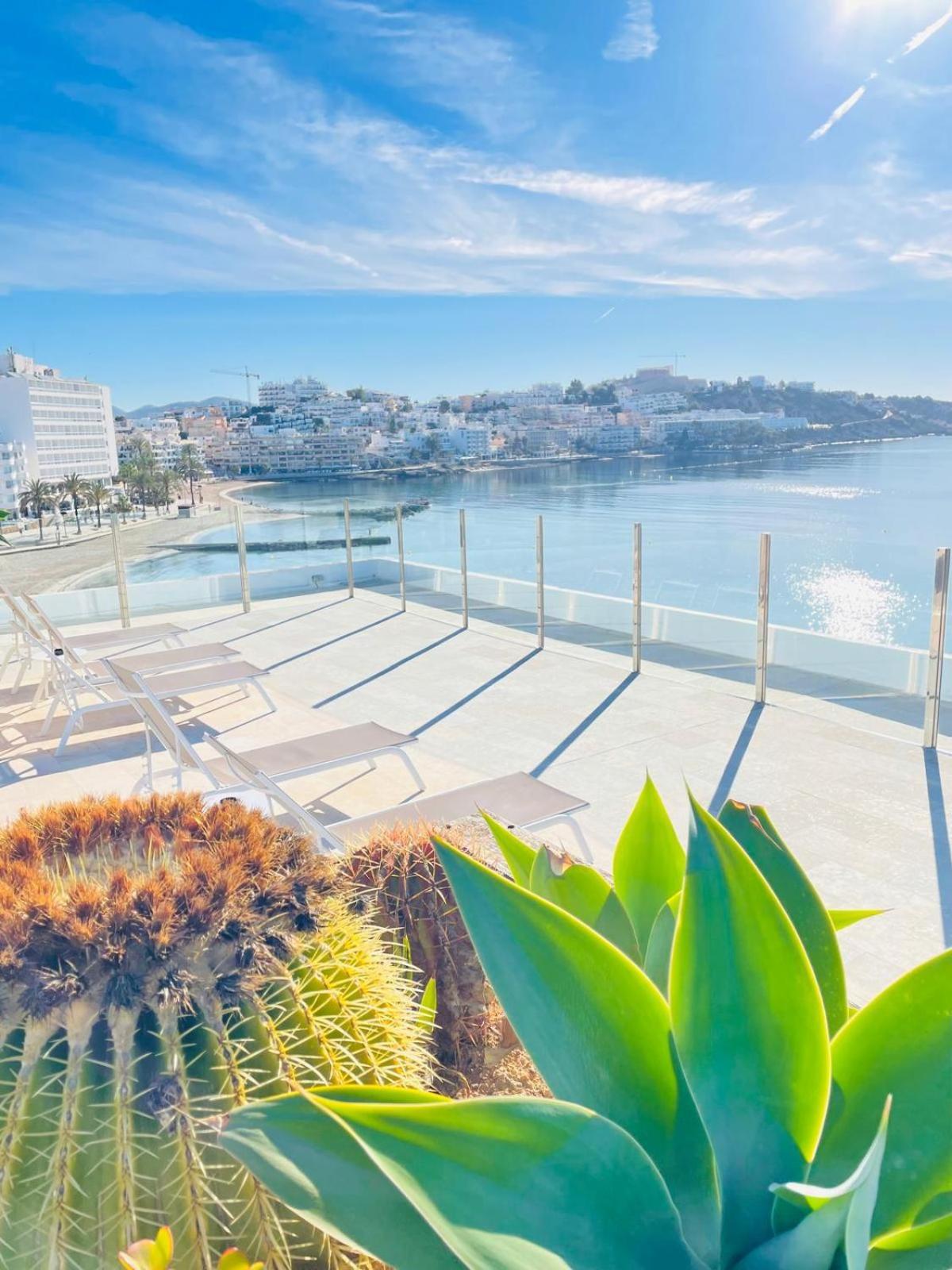 Apartamentos Llobet Ibiza Eksteriør bilde