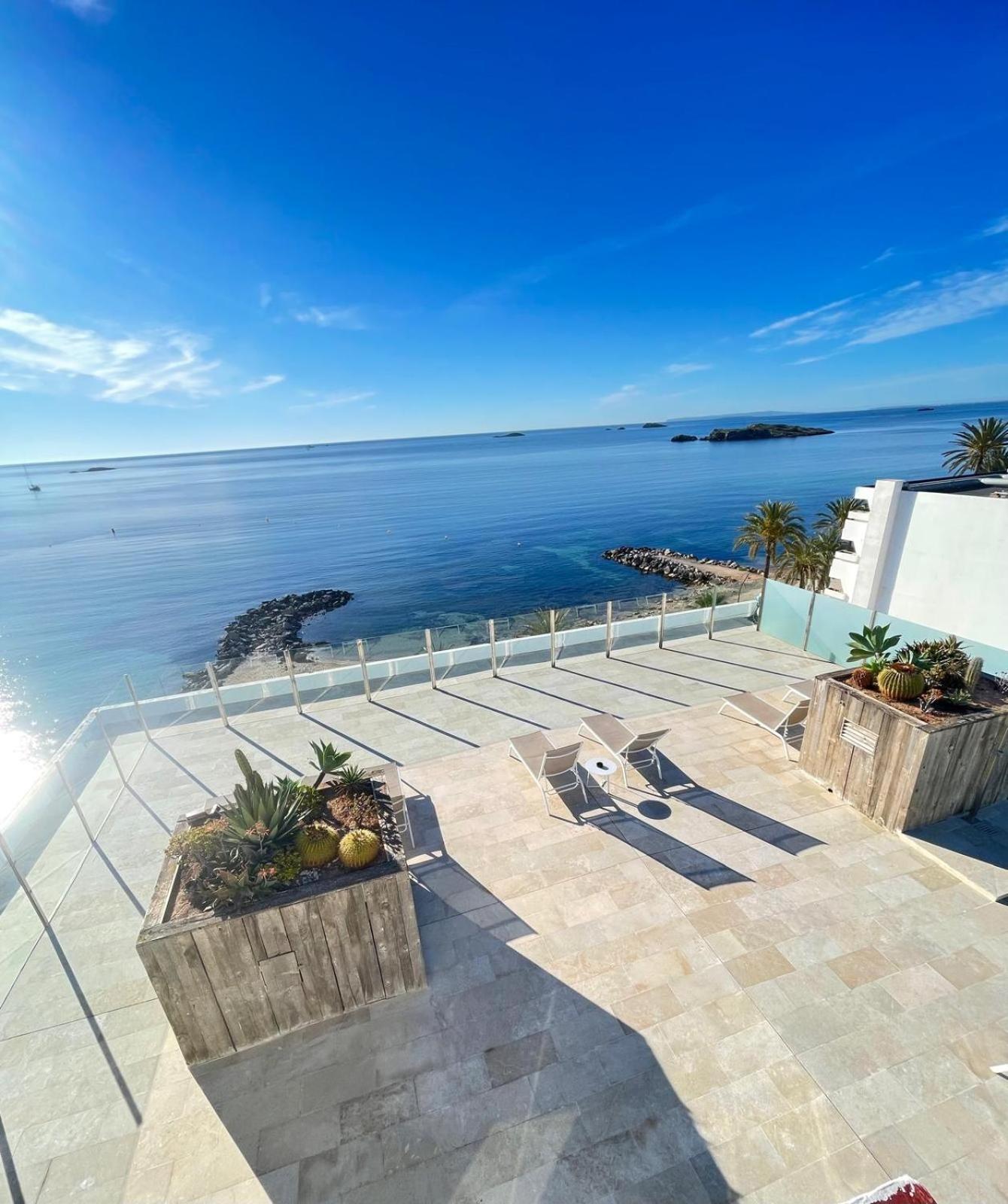Apartamentos Llobet Ibiza Eksteriør bilde