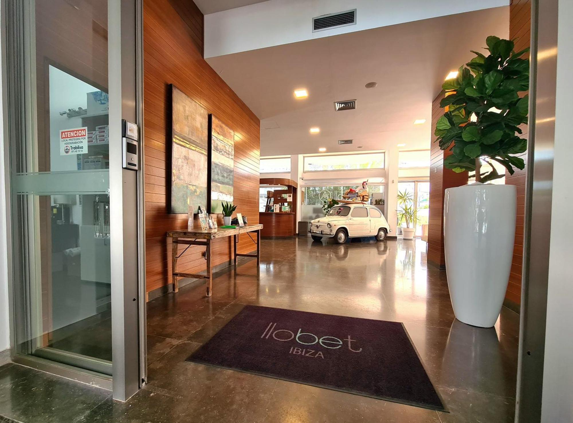 Apartamentos Llobet Ibiza Eksteriør bilde