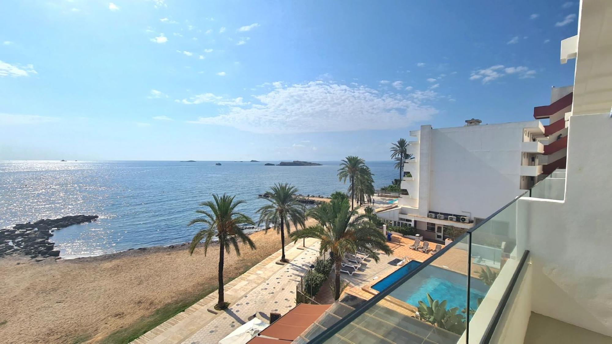 Apartamentos Llobet Ibiza Eksteriør bilde