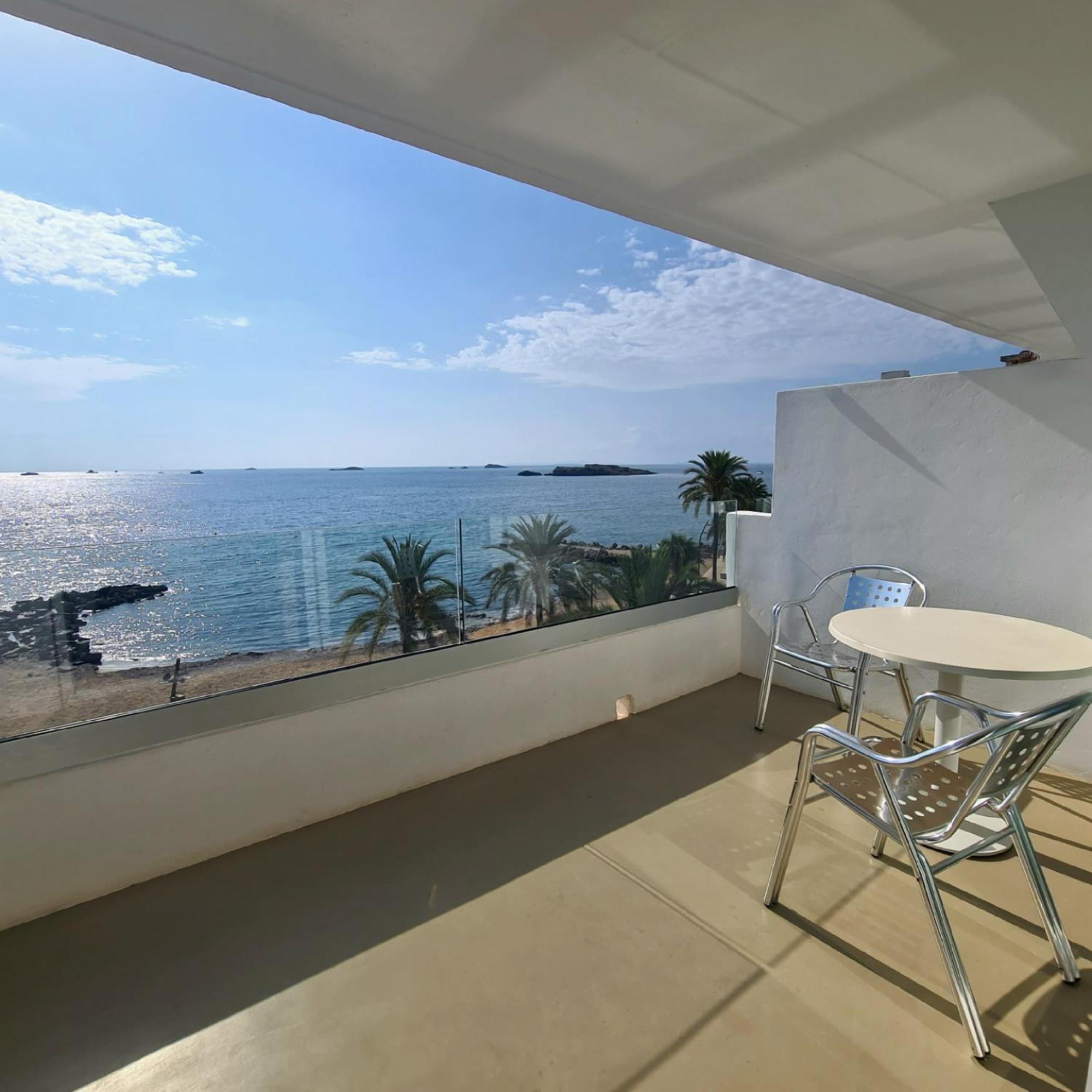 Apartamentos Llobet Ibiza Eksteriør bilde